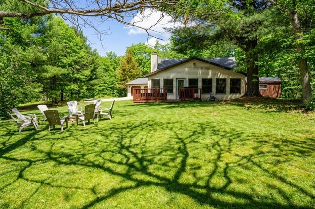 W2951 49th Street, Mauston, WI 53948