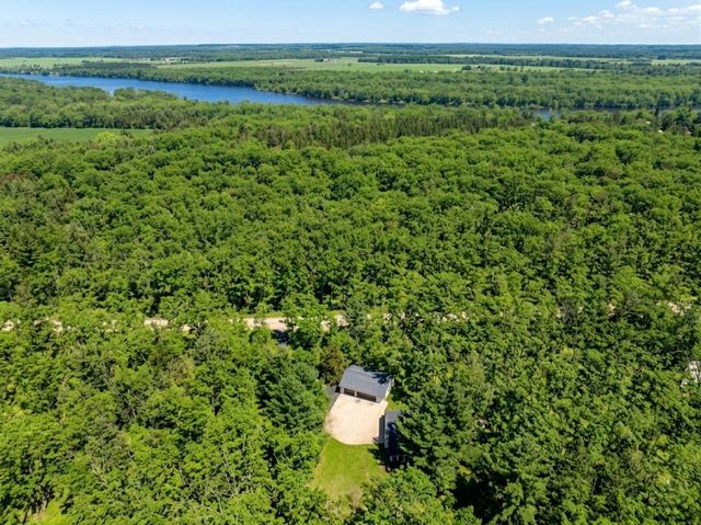 W2951 49th Street, Mauston, WI 53948