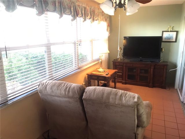 500 Grove Isle Circle 107, Vero Beach, FL 32962