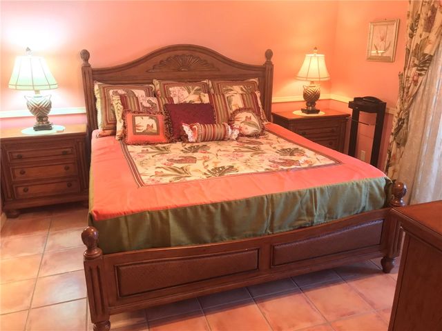 500 Grove Isle Circle 107, Vero Beach, FL 32962