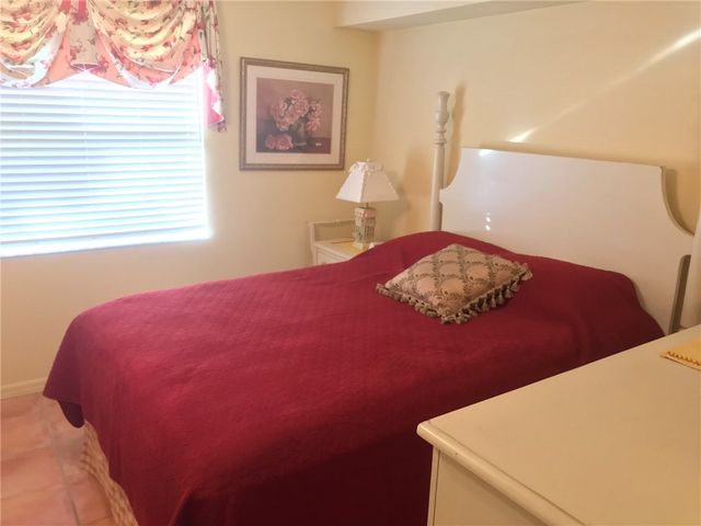 500 Grove Isle Circle 107, Vero Beach, FL 32962