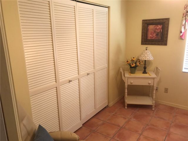 500 Grove Isle Circle 107, Vero Beach, FL 32962