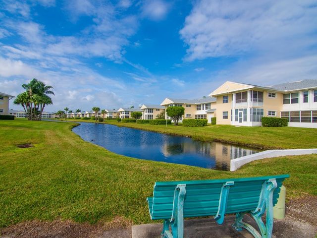 500 Grove Isle Circle 107, Vero Beach, FL 32962