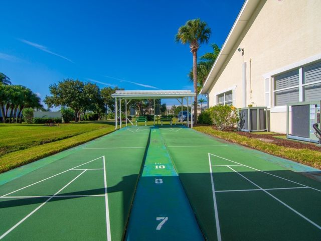 500 Grove Isle Circle 107, Vero Beach, FL 32962