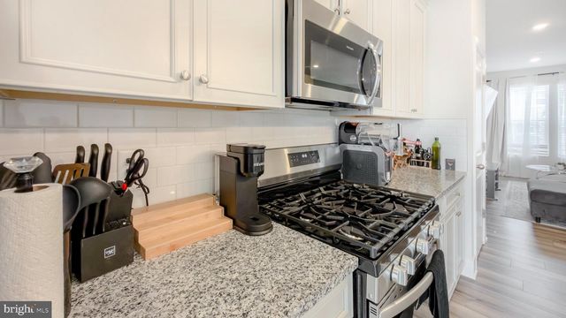 11042 CORVIN PL, White Plains, MD 20695