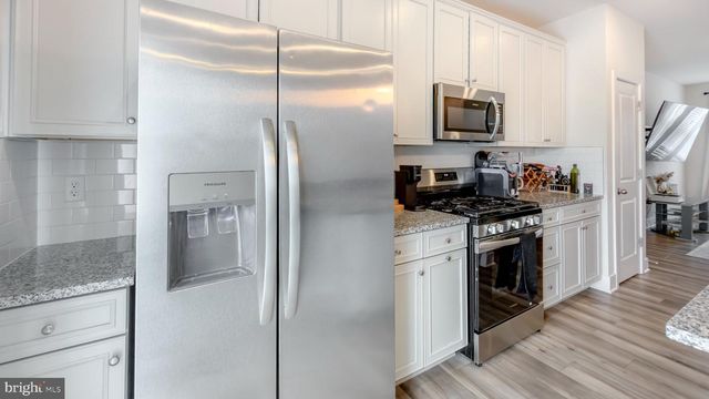 11042 CORVIN PL, White Plains, MD 20695