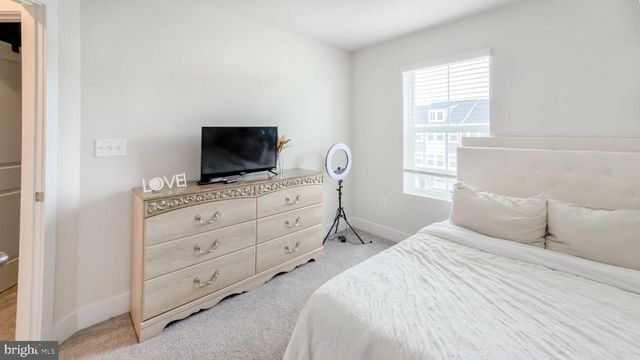 11042 CORVIN PL, White Plains, MD 20695