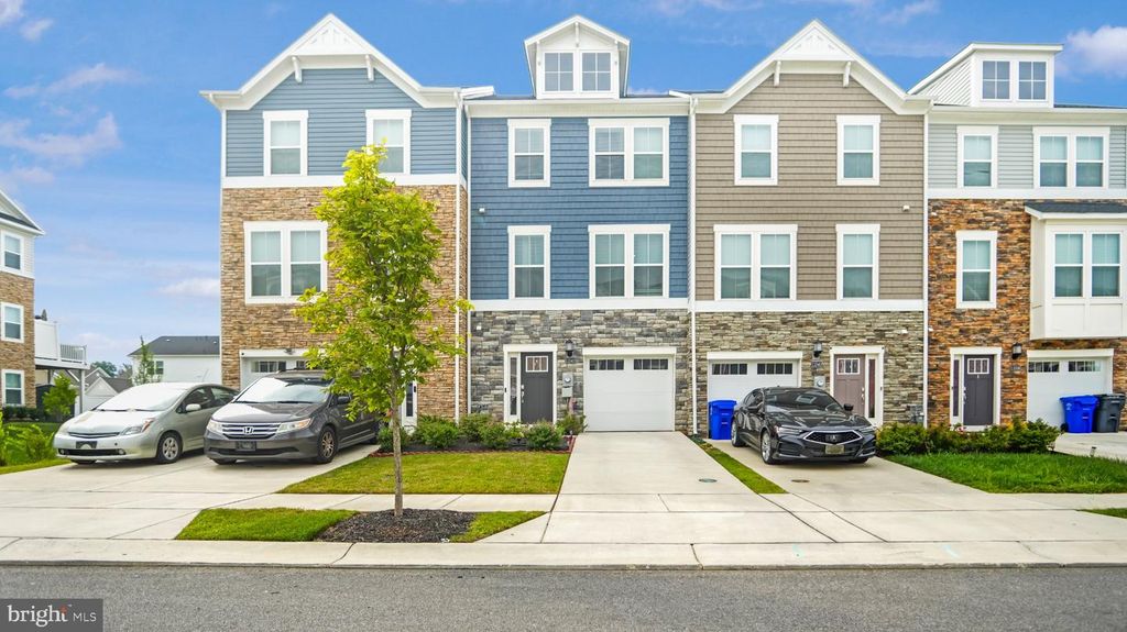 11042 CORVIN PL, White Plains, MD 20695