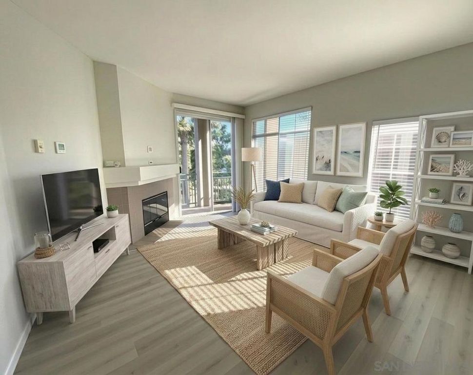 2220 Camino de la Reina 204, San Diego, CA 92108 — photo 2