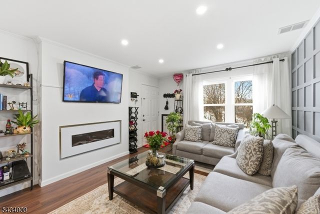 235 Dakota St, Paterson City, NJ 07503