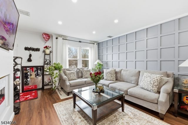 235 Dakota St, Paterson City, NJ 07503