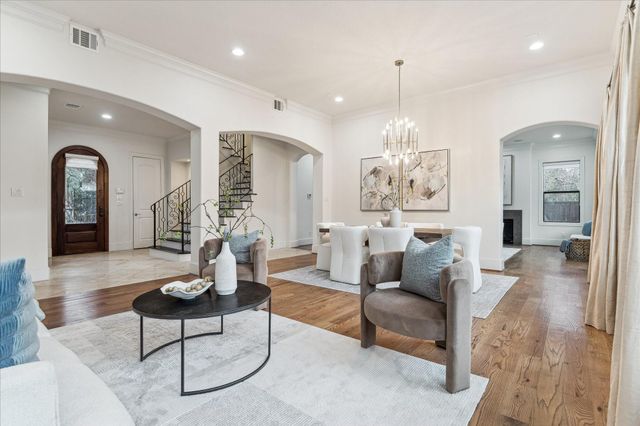 4613 Evergreen Street, Bellaire, TX 77401