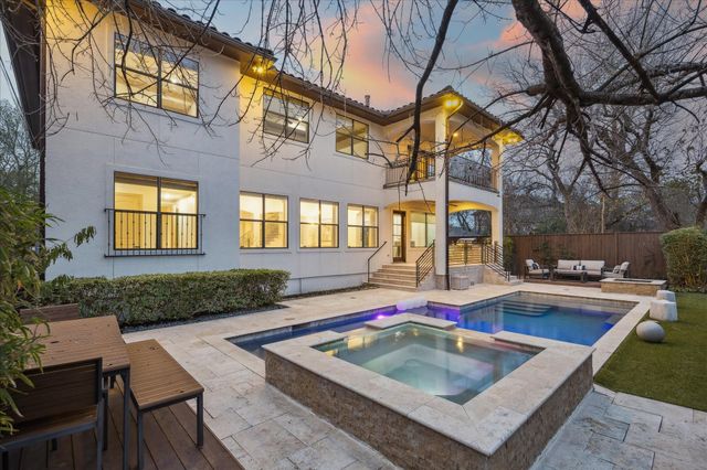 4613 Evergreen Street, Bellaire, TX 77401