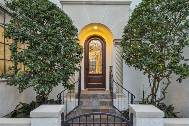 4613 Evergreen Street, Bellaire, TX 77401