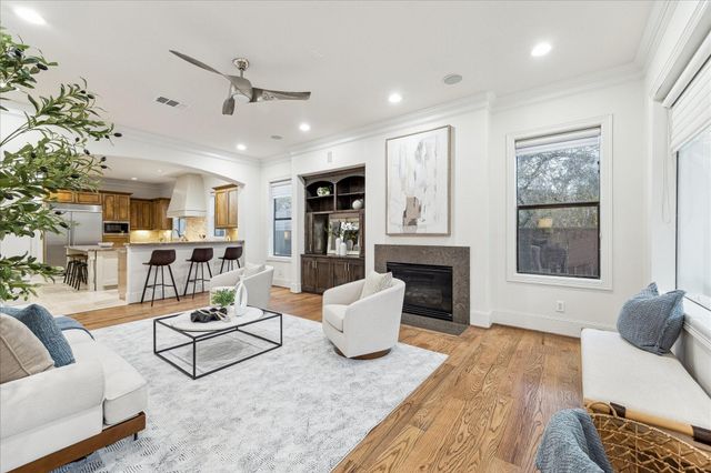 4613 Evergreen Street, Bellaire, TX 77401