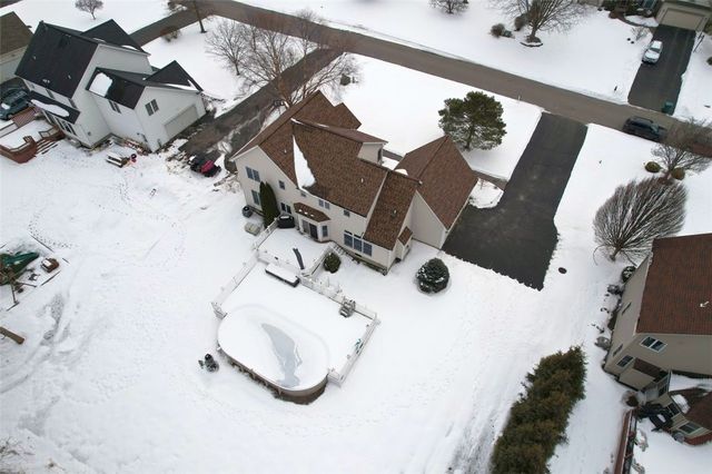 78 Bainbridge Lane, Penfield, NY 14580