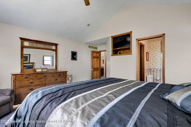 13629 Dusty Trail, Grand Ledge, MI 48837