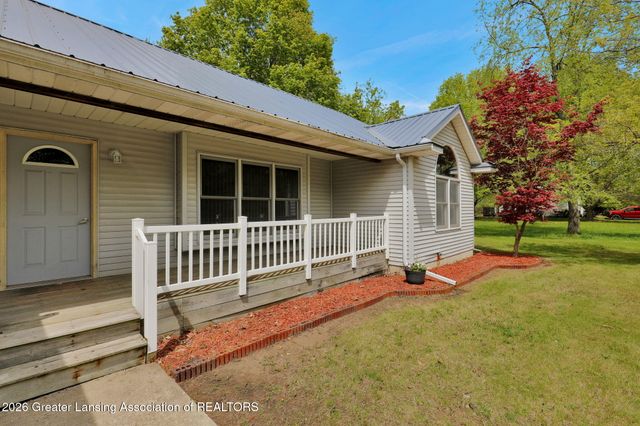 13629 Dusty Trail, Grand Ledge, MI 48837