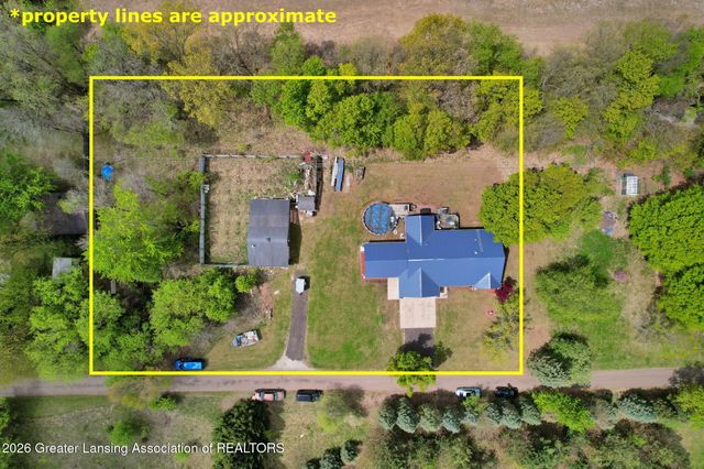 13629 Dusty Trail, Grand Ledge, MI 48837