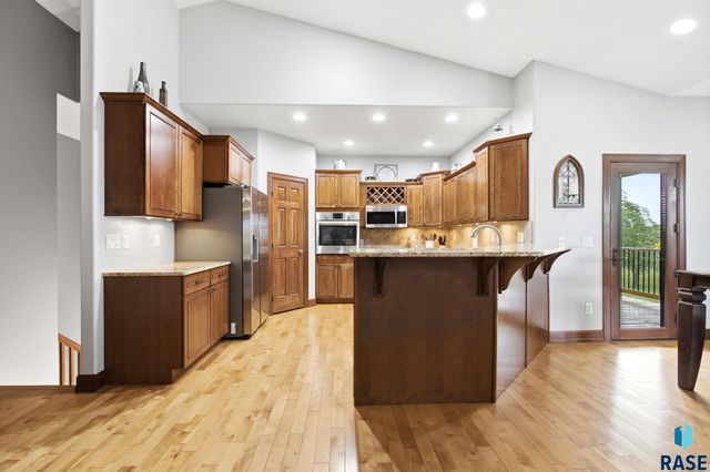 27217 Lovely Pl Place, Tea, SD 57064