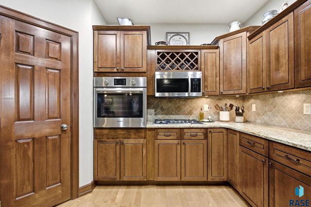 27217 Lovely Pl Place, Tea, SD 57064