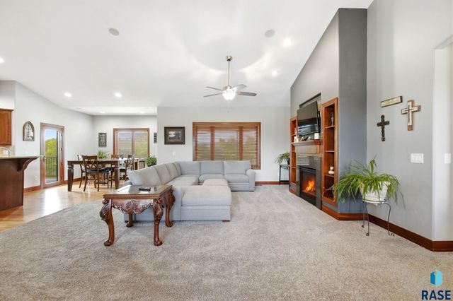 27217 Lovely Pl Place, Tea, SD 57064
