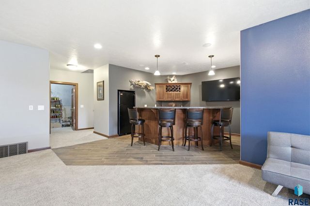 27217 Lovely Pl Place, Tea, SD 57064