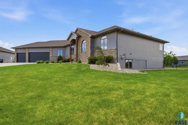 27217 Lovely Pl Place, Tea, SD 57064