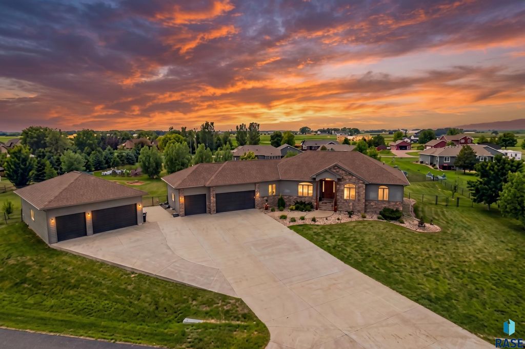 27217 Lovely Pl Place, Tea, SD 57064