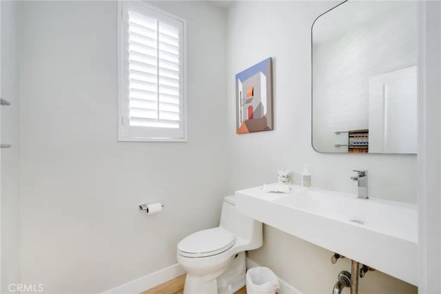 23315 Portland Lane, Valencia, CA 91355
