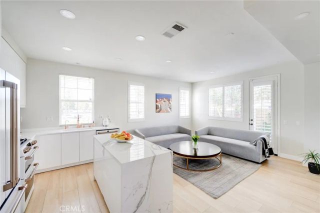 23315 Portland Lane, Valencia, CA 91355