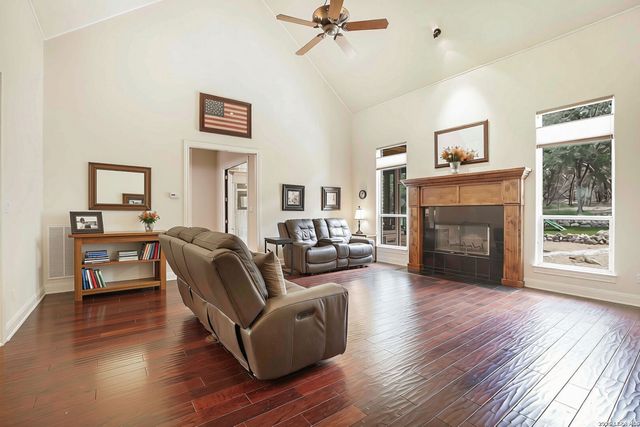 3009 Fallbrook Manor, Bulverde, TX 78163