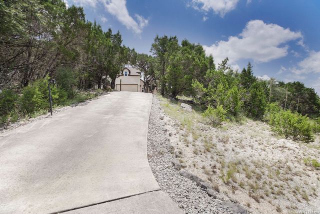 3009 Fallbrook Manor, Bulverde, TX 78163