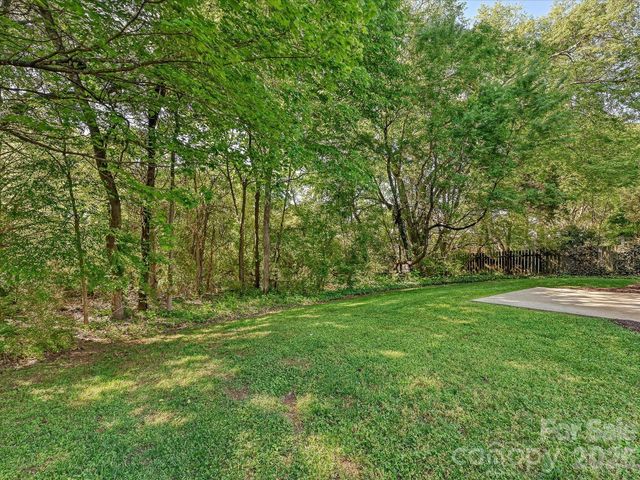 9132 Royal Highlands Court, Charlotte, NC 28277