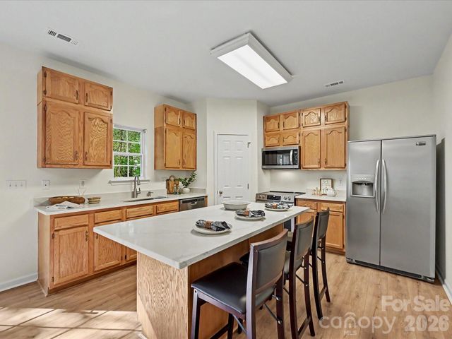 9132 Royal Highlands Court, Charlotte, NC 28277