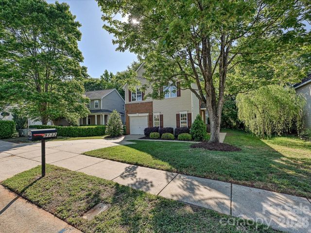 9132 Royal Highlands Court, Charlotte, NC 28277