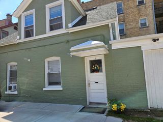 7328 N Honore Street COACHHS-1, Chicago, IL 60626