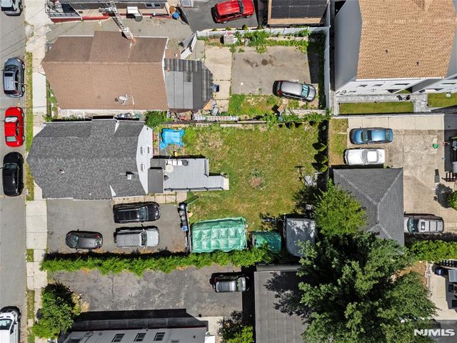 207 24th Street, Paterson, NJ 07514
