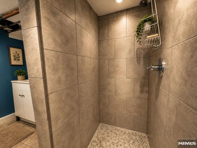 207 24th Street, Paterson, NJ 07514