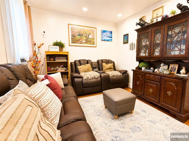 207 24th Street, Paterson, NJ 07514