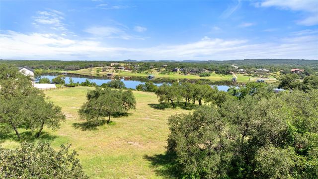 3200 Kahala Sunset DR, Spicewood, TX 78669