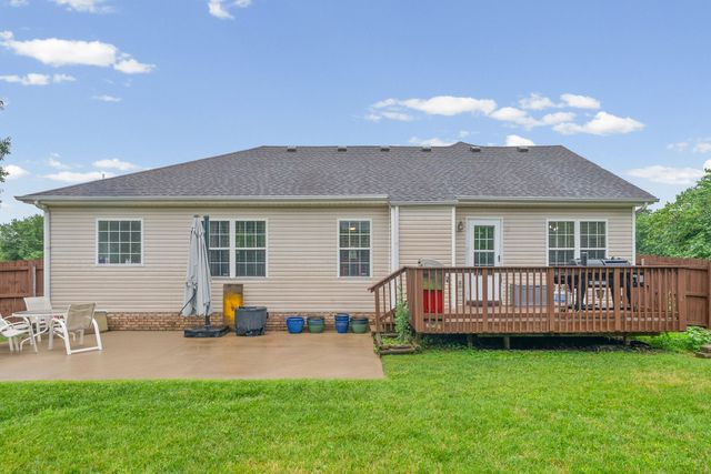 3387 Poplar Hl, Clarksville, TN 37043
