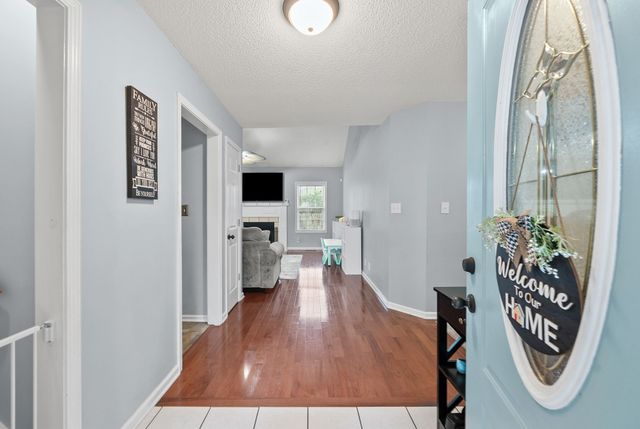 3387 Poplar Hl, Clarksville, TN 37043
