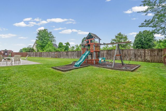 3387 Poplar Hl, Clarksville, TN 37043