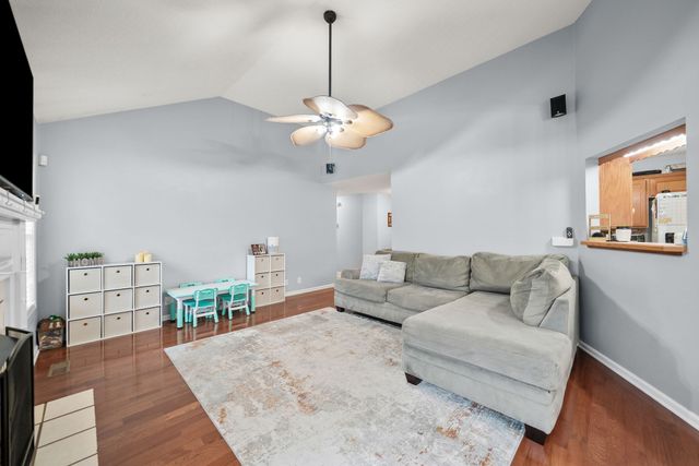 3387 Poplar Hl, Clarksville, TN 37043