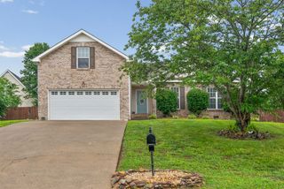3387 Poplar Hl, Clarksville, TN 37043