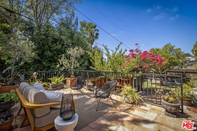 1551 Cerro Gordo Street, Los Angeles, CA 90026