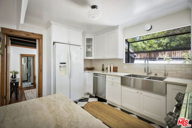 1551 Cerro Gordo Street, Los Angeles, CA 90026