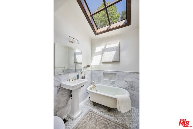 1551 Cerro Gordo Street, Los Angeles, CA 90026
