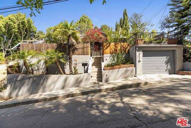 1551 Cerro Gordo Street, Los Angeles, CA 90026